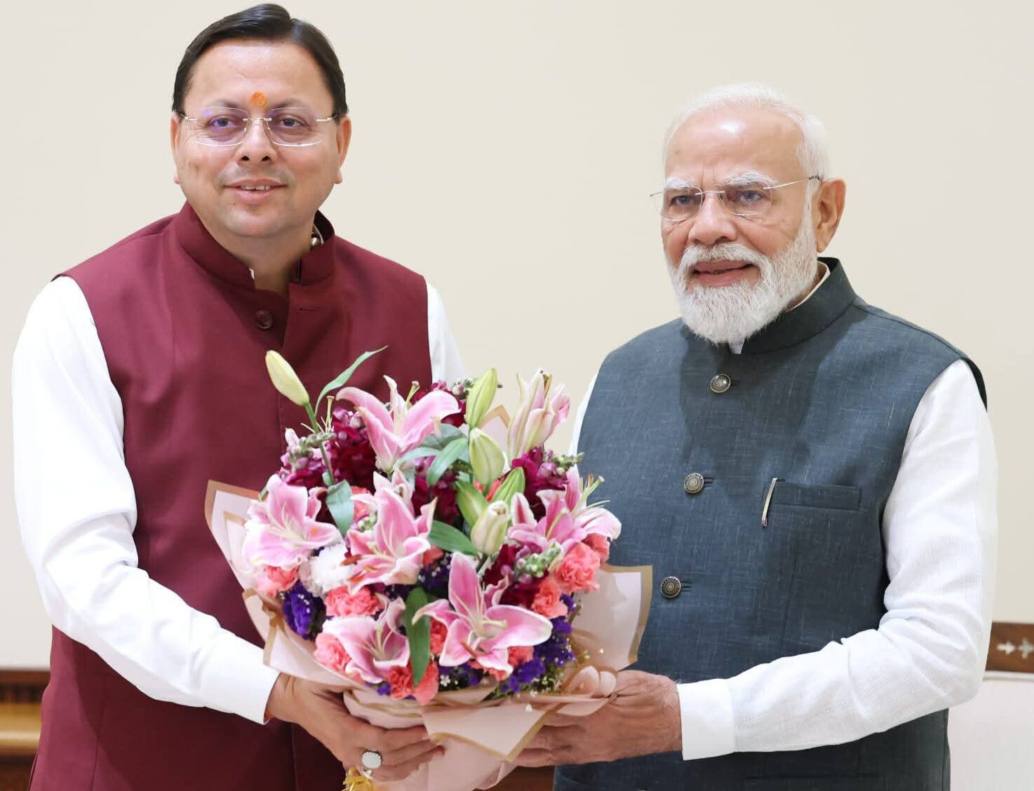पीएम मोदी से सीएम धामी ने की मुलाकात, उत्तराखंड आने और चारधाम यात्रा का दिया न्योता