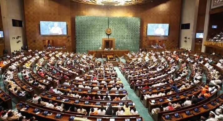 संसद का विशेष सत्र : कांग्रेस और भाजपा ने जारी किया अपने सांसदों के लिए तीन लाइन का व्हिप, महिला आरक्षण पर गरमाएगा माहौल